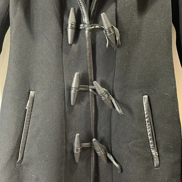 Mackage Steffy flat  black wool coat with toggle closures - Picture 8 of 14